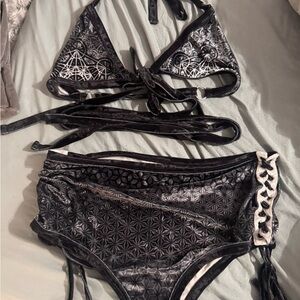 Killstar Black and White Patterned Bra Set